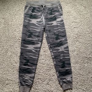 Camo Jogger Pant Gray